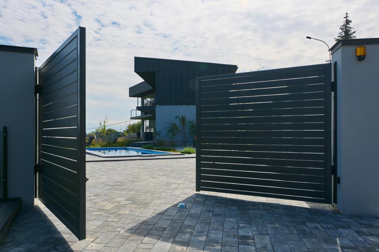 Апартаменты True Love С Видом На Горы Uschhorod Exterior foto